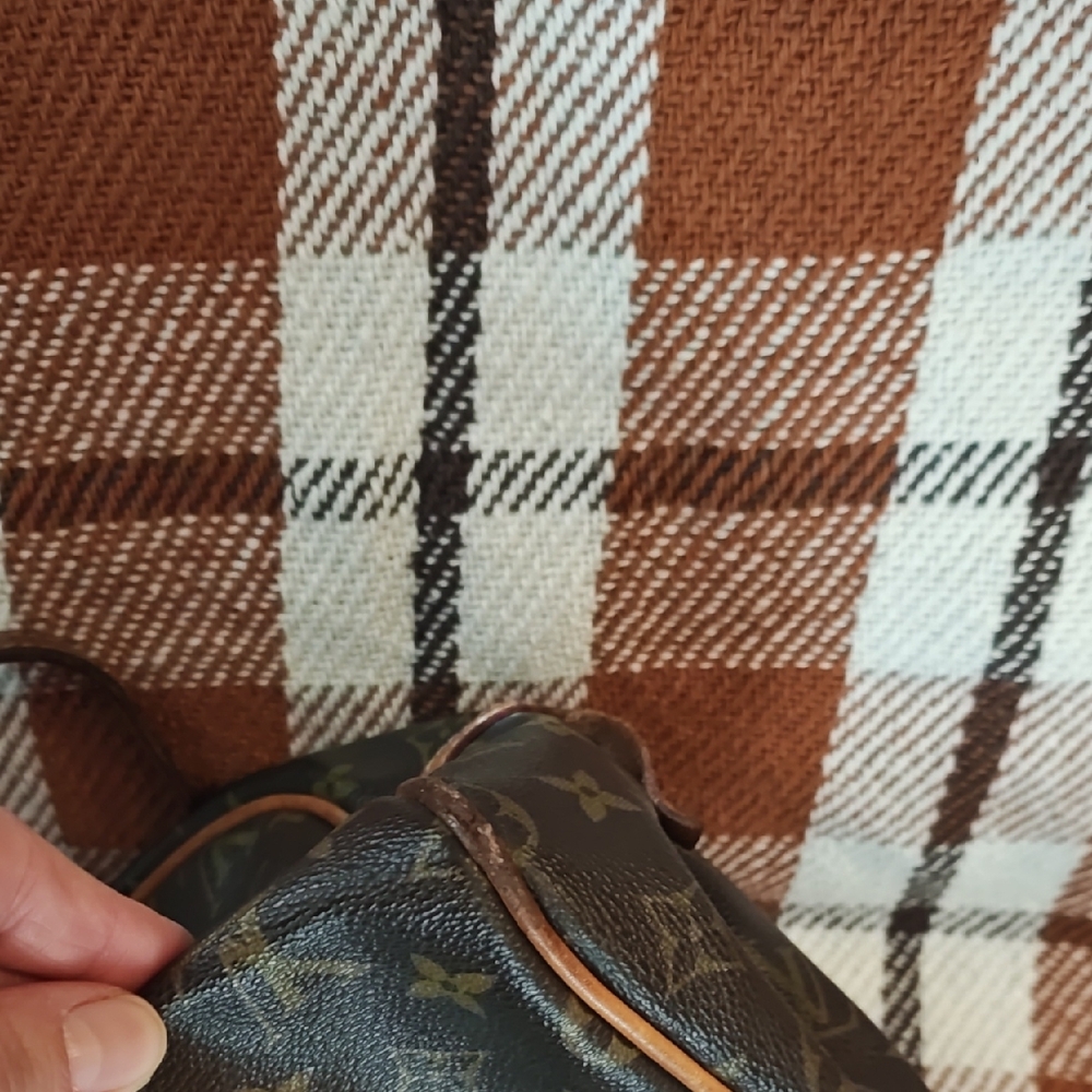 Louis Vuitton  Montorgueil PM Shoulder Bag - Picture 12 of 16